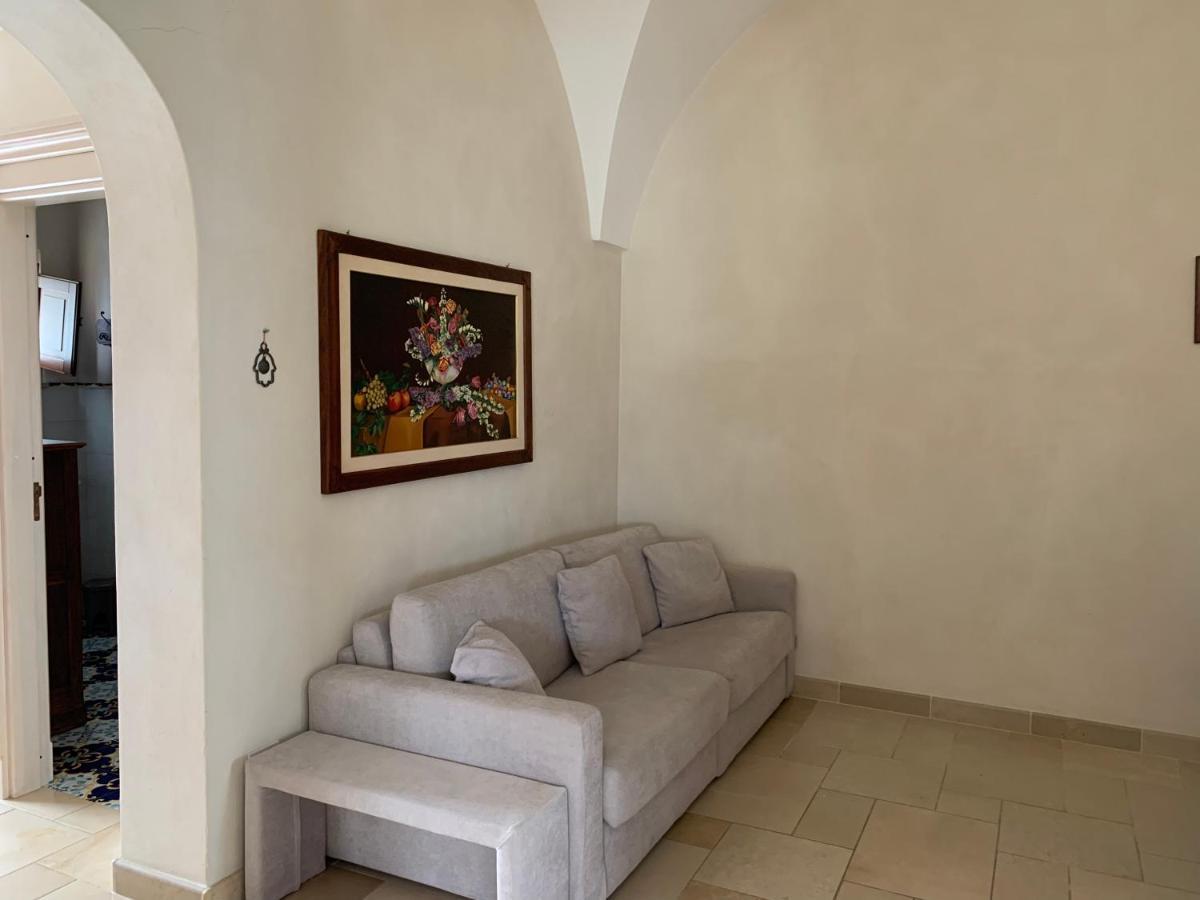 Palazzo Dei Gesuiti Appartamento Con Terrazza Privata Monopoli Exterior photo